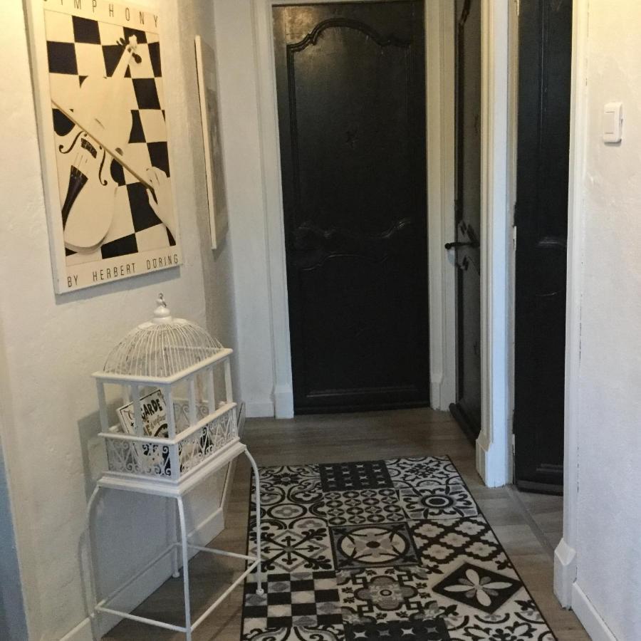 Maison Luxe La Rouge,jakuzzi,clim,wifi,piscine Villa *